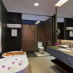 Premier King Room Spa Bath